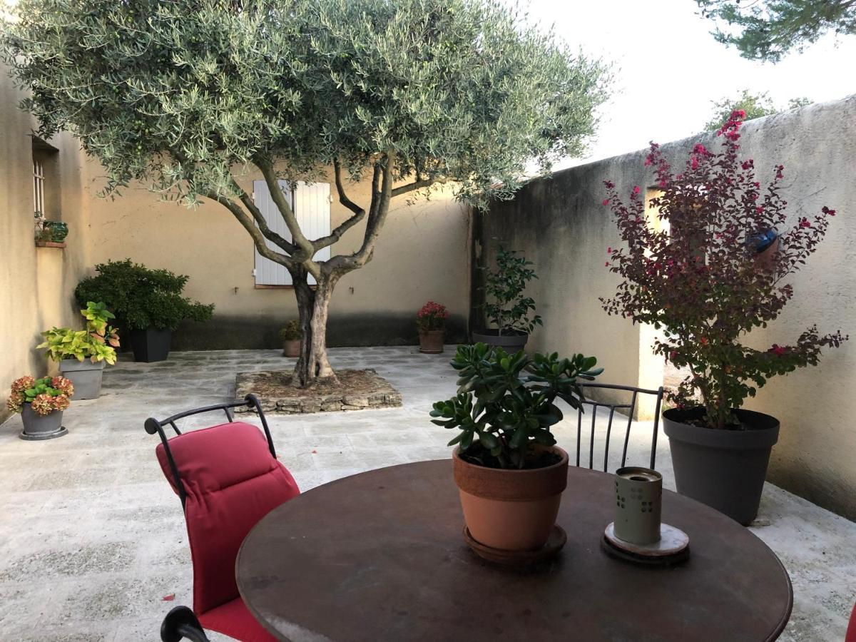 Villa Dans Le Luberon A 2 Km De Lourmarin Lauris Buitenkant foto